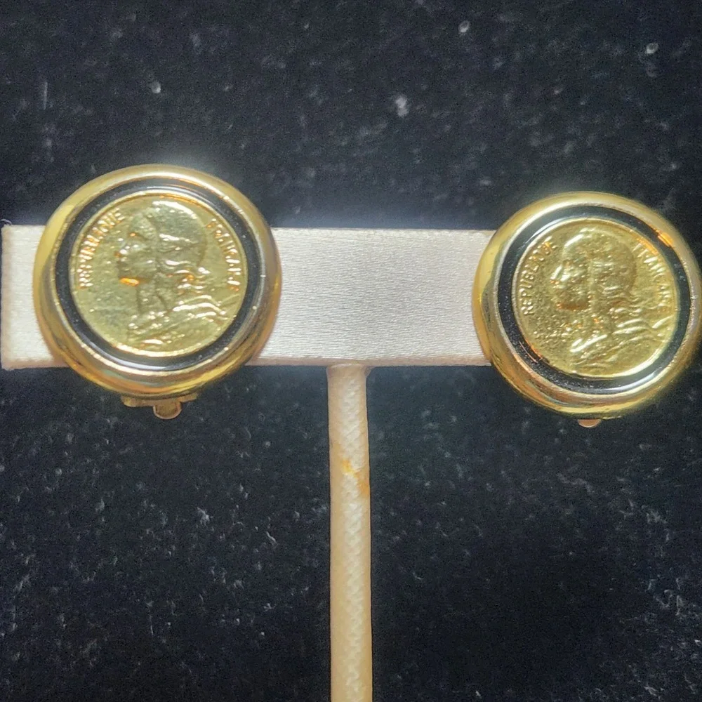 Vintage French Coin Clip On Earrings Gold Tone Republique Francaise Round 1 Inch